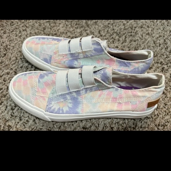 Blowfish Malibu Play Slip-On Sneaker size 9 - Picture 2 of 5